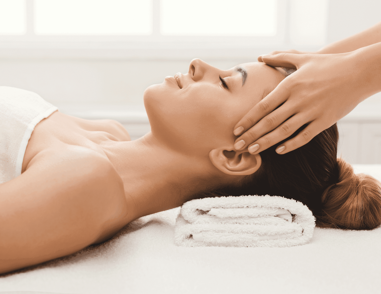 Masaje cráneo facial
